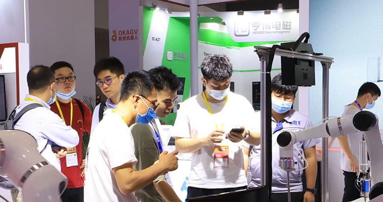 Cobot на промышленной выставке ITES в Шэньчжэне