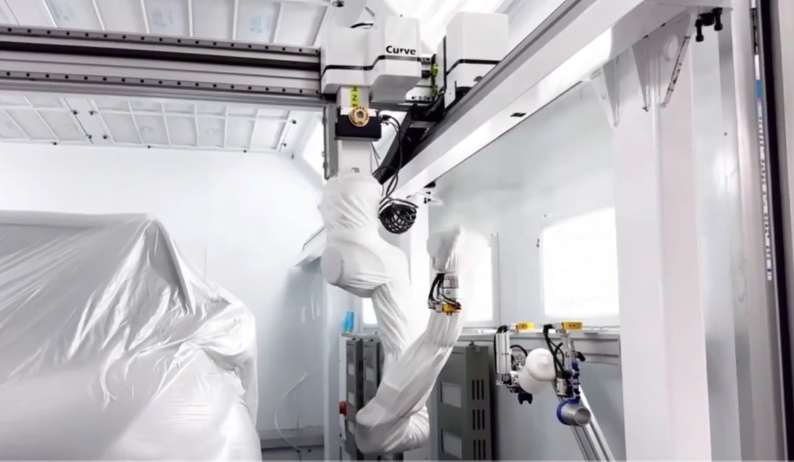 Huayan Robotics — решение Elfin-Ex для окраски в автопроме