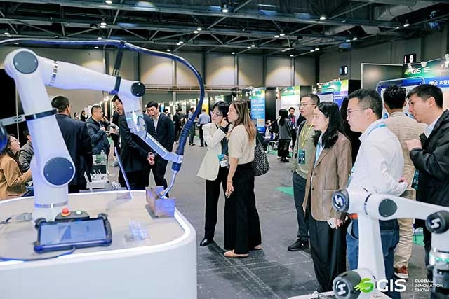 Huayan Robotics демонстрирует решения на GIS Summit 2025, Гонконг